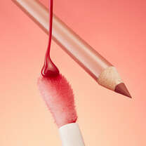 Cream Glide Lip Liner - Image 6