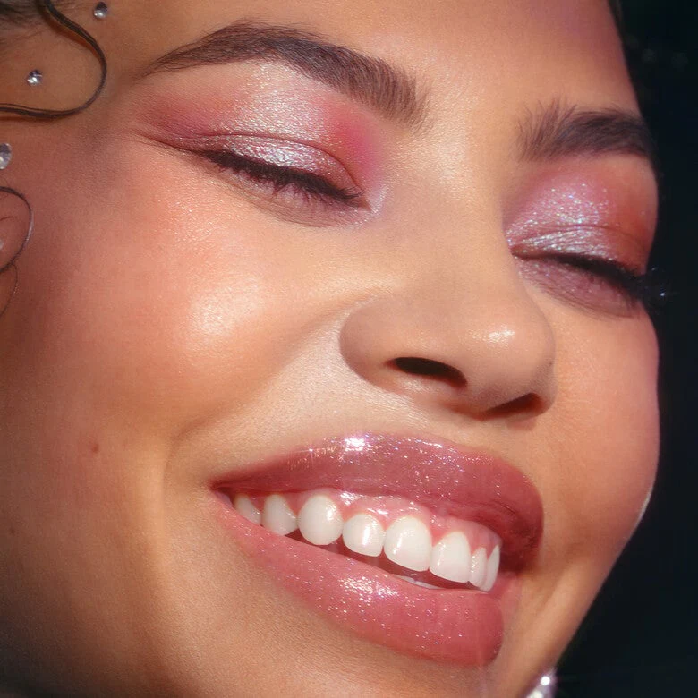 Glow Reviver Glimmer Lip Oil - Image 27