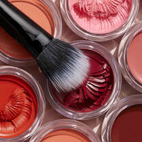 Putty Blush Brush - Image 2